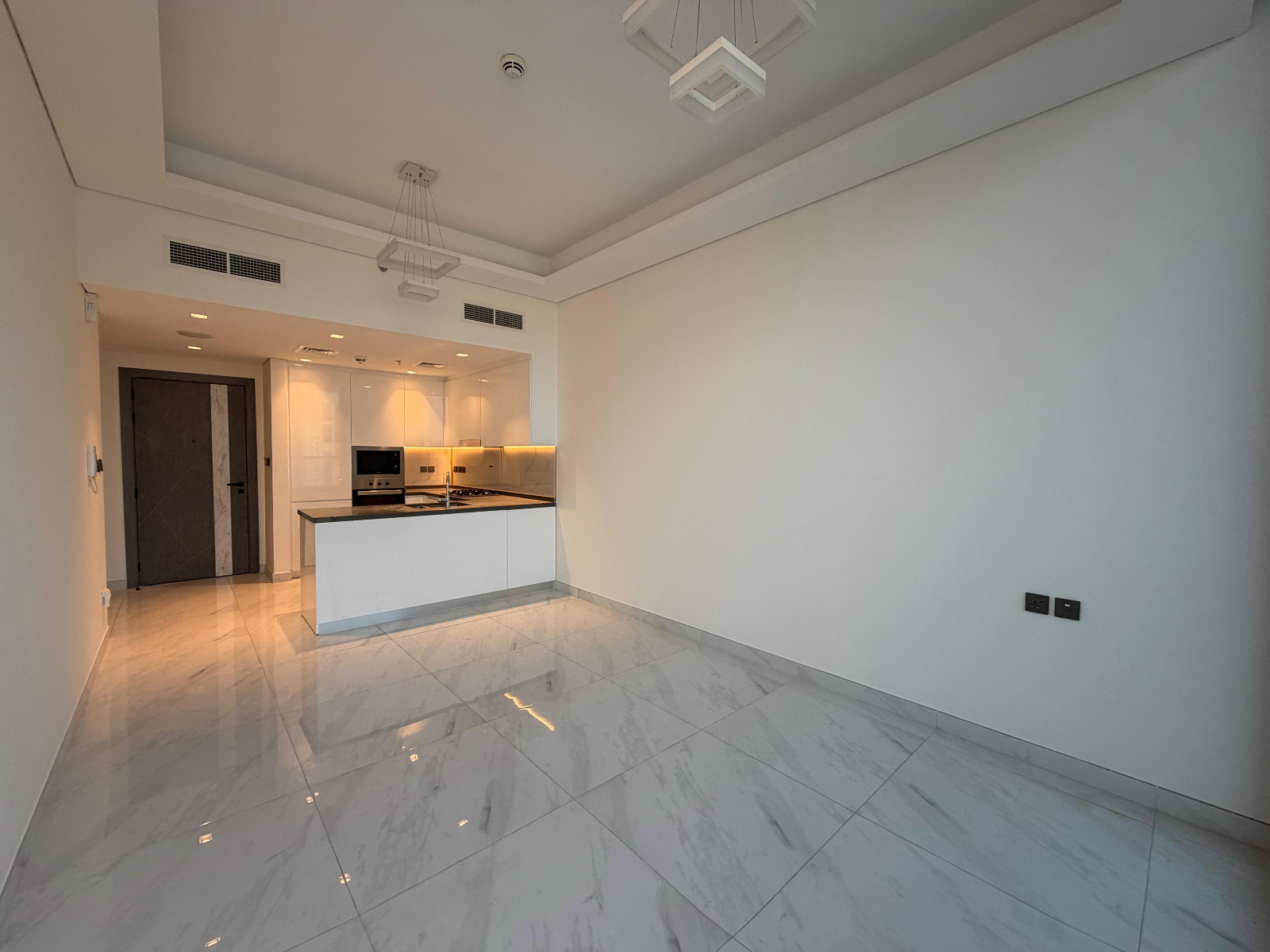 WhatsApp Image 2025-10-24 at 15.20.34 (2) 2 Bedroom Apartment for Sale in Samana Park View